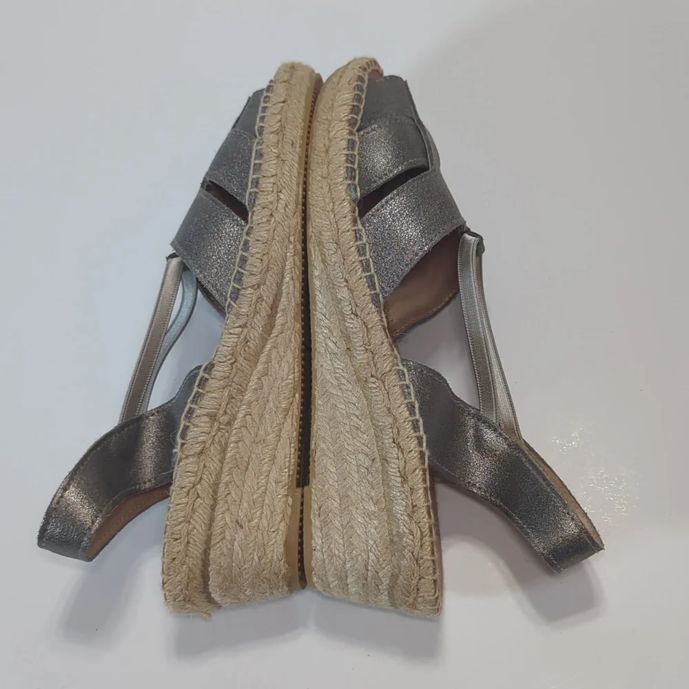 Andre Assous Dorit Women's Wedge Espadrille Sandals Size 10